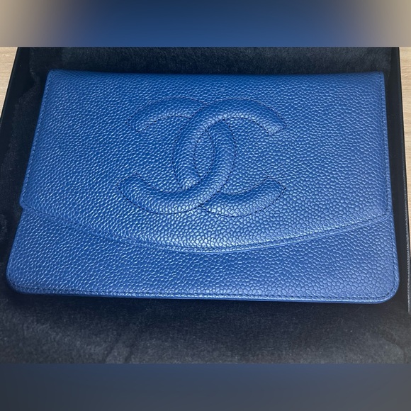 CHANEL Wallet on Chain Purse CC Classic Timeless Caviar Leather Flap Blue - Picture 1 of 9